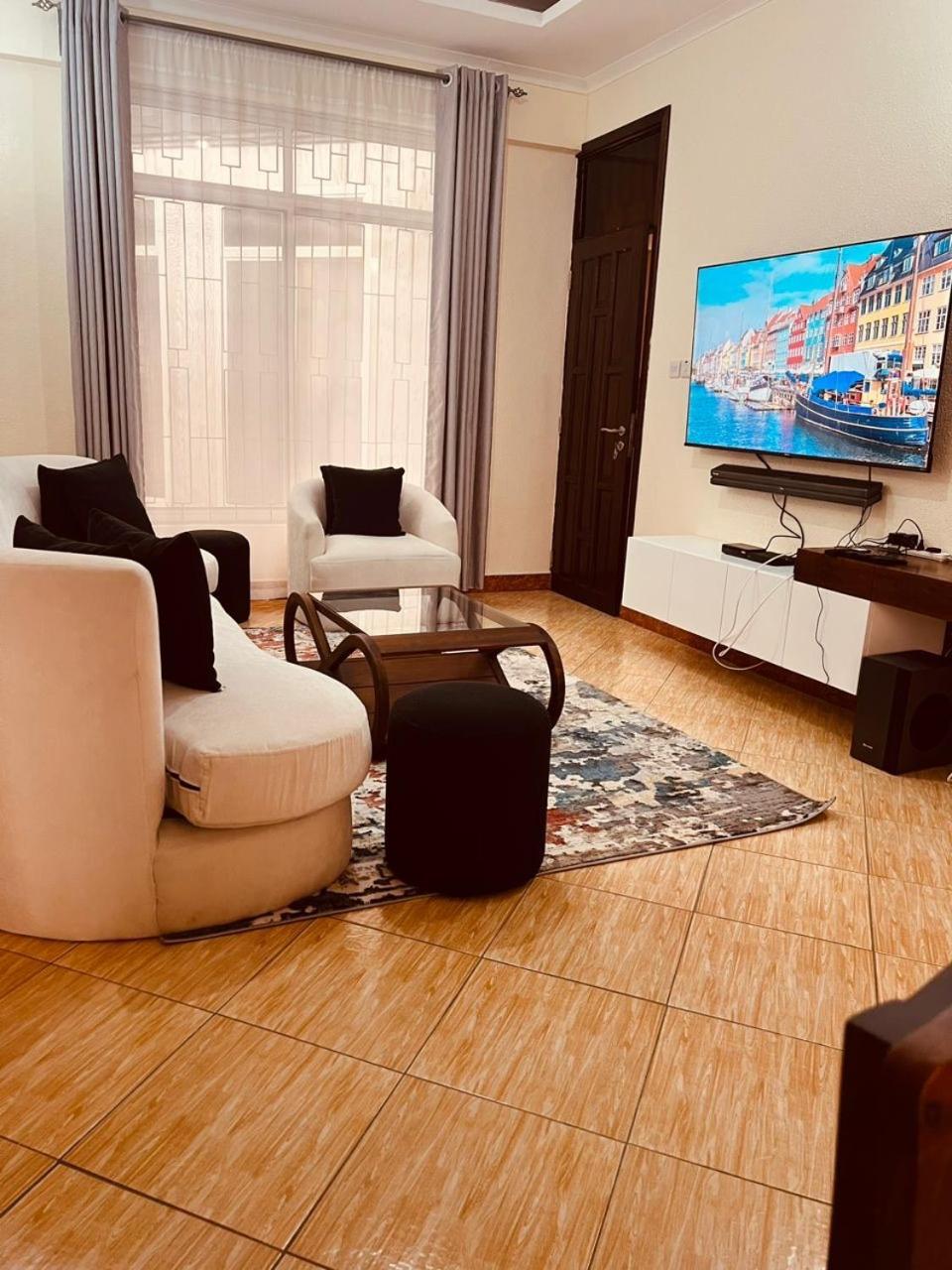 Fratt Homes B Дар ес Саалам Екстериор снимка
